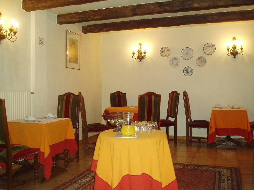 Excelsior Batignolles Hotel Paříž