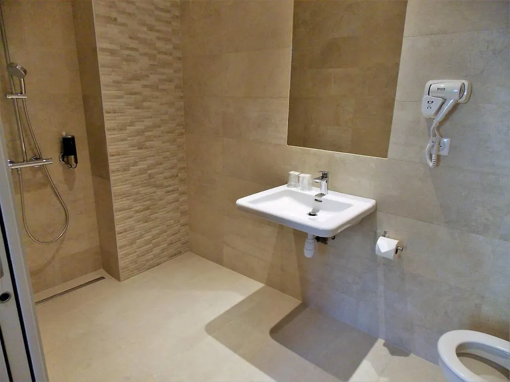 Excelsior Batignolles Paříž