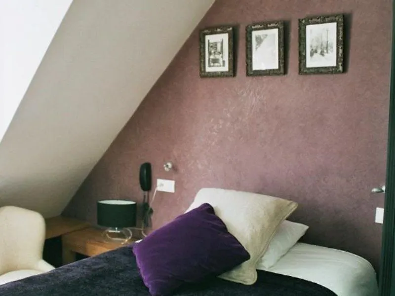 Hotel Excelsior Batignolles 3*